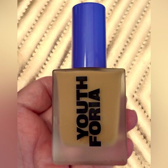 YOUTHFORIA - NWT "Date Night" Tint Serum/Foundation in #390 (Medium Deep). - Picture 3 of 16